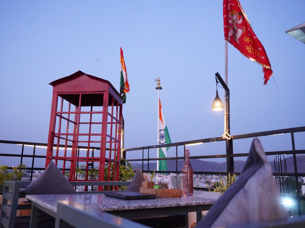 luxury hotels in sawai madhopur